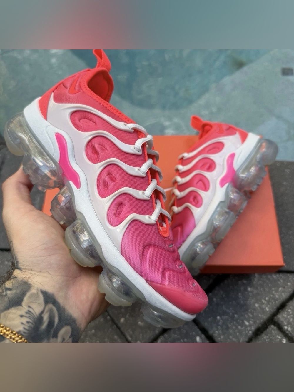 WMNS NIKE AIR VAPORMAX PLUS PLATINUM TINT PINK-FLASH CRIMSON SZ 5.5 [CZ7995-001]